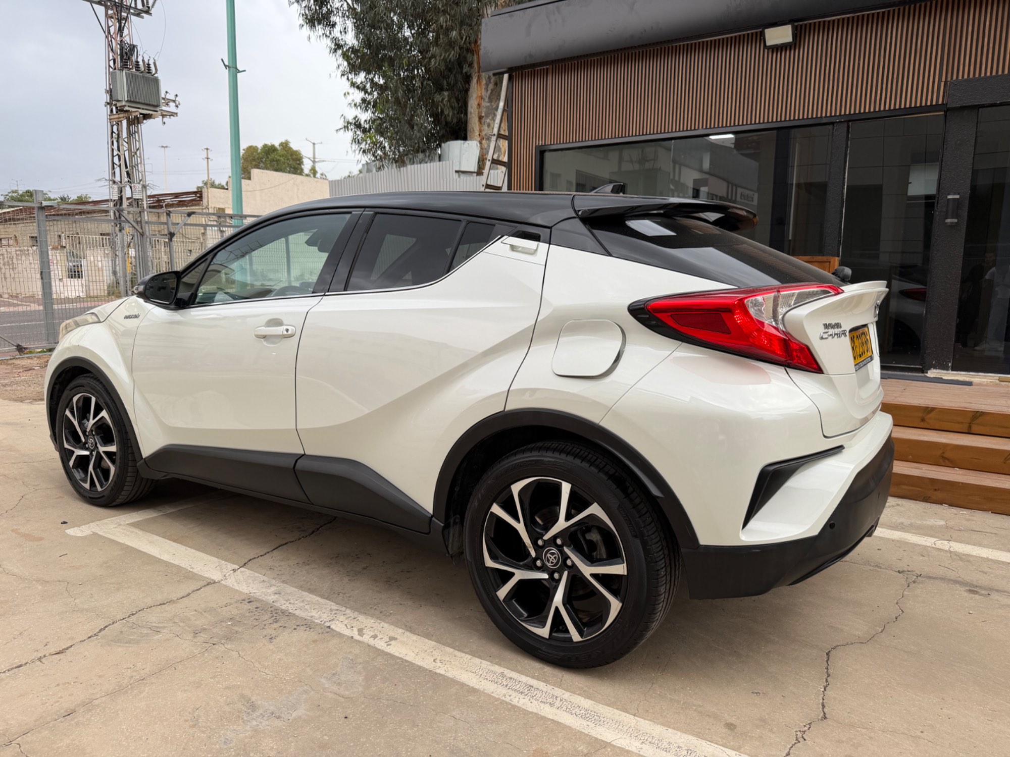 תמונה ממוזערת 5