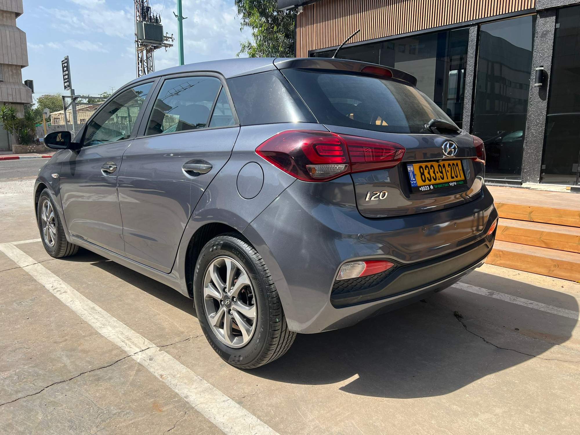 תמונה ממוזערת 6