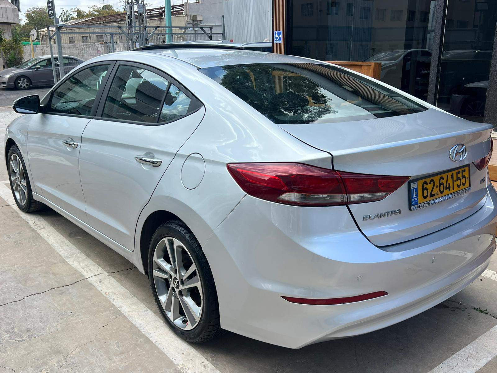 תמונה ממוזערת 4