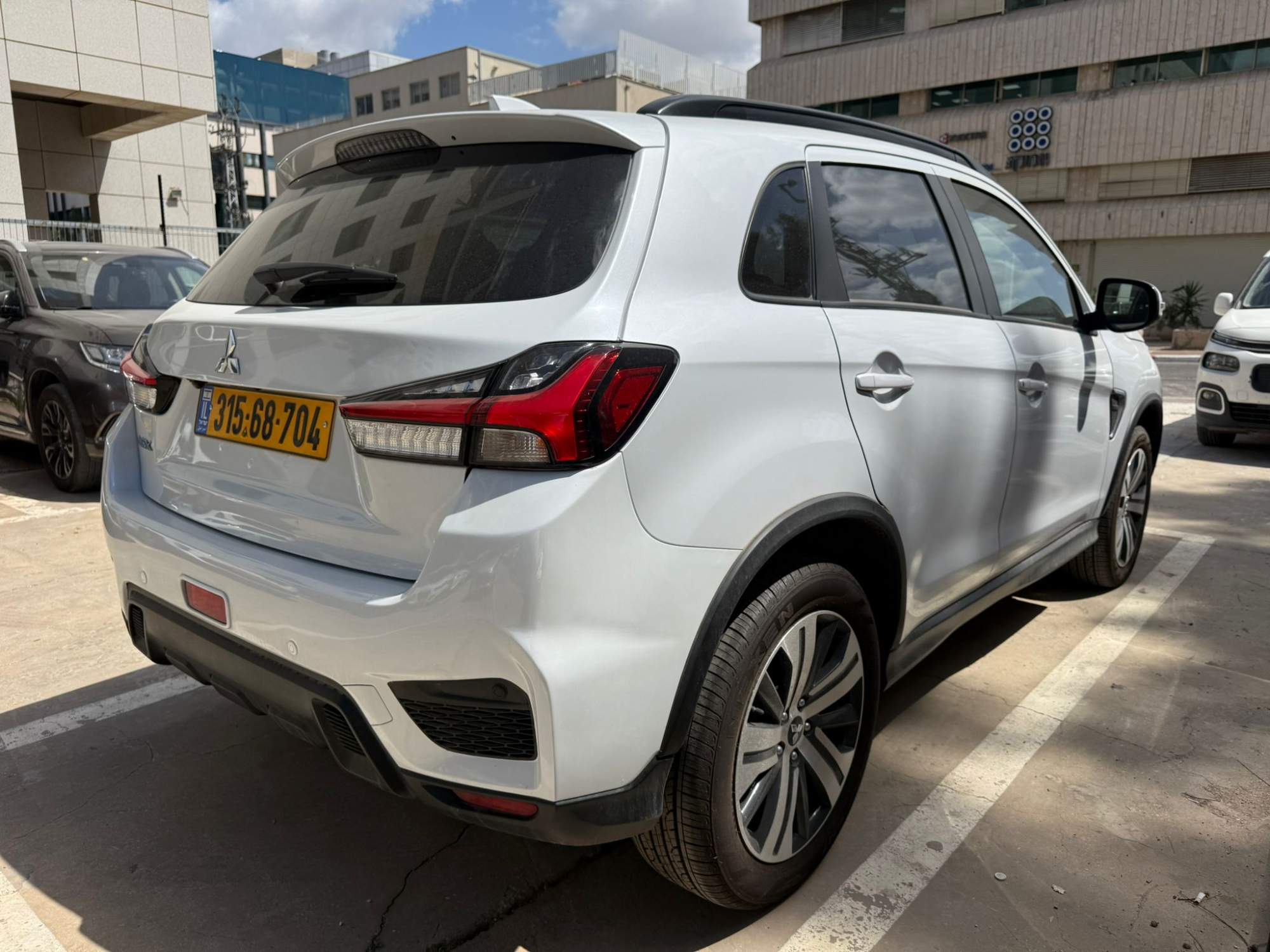 תמונה ממוזערת 3