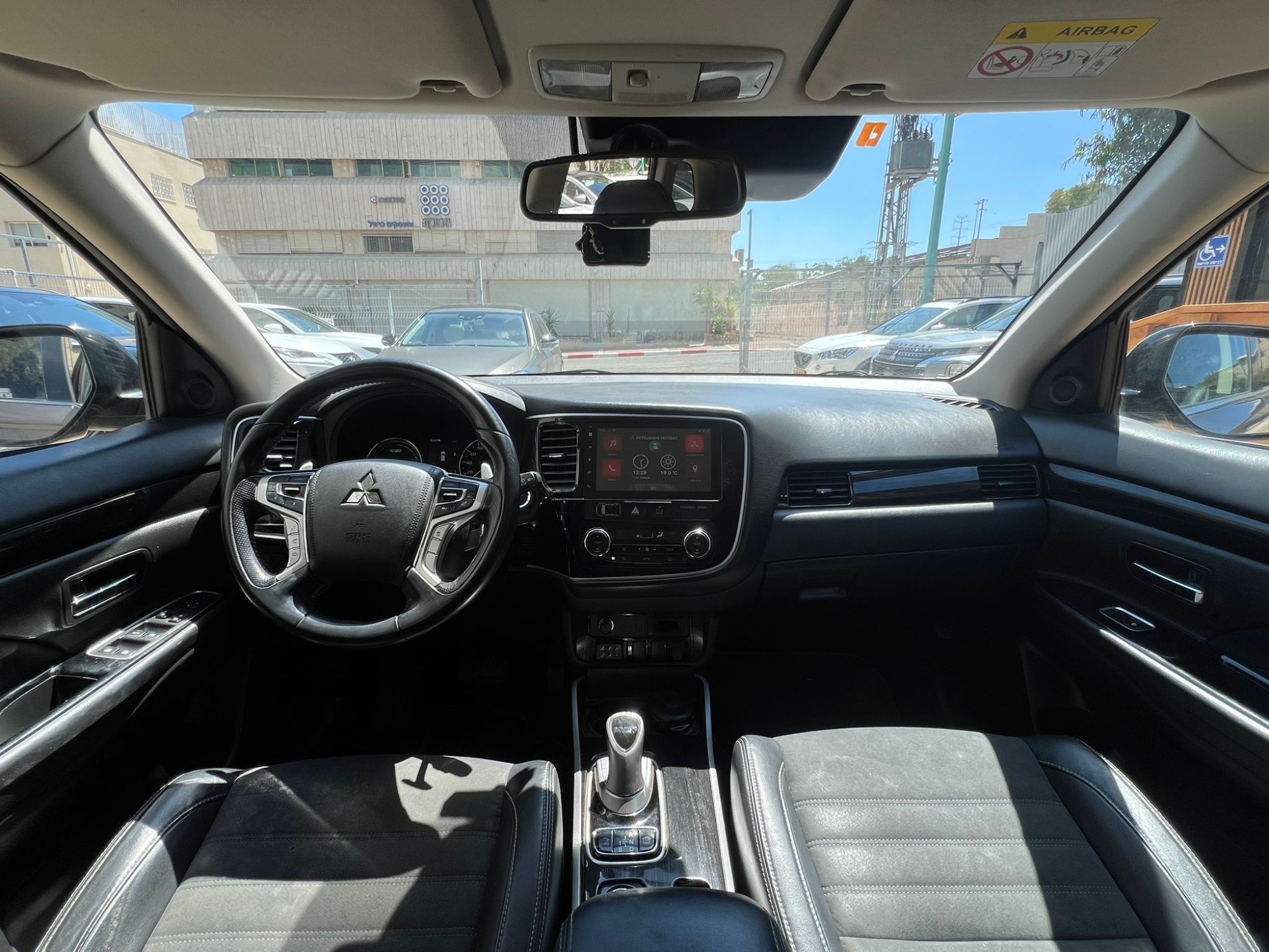 תמונה ממוזערת 6