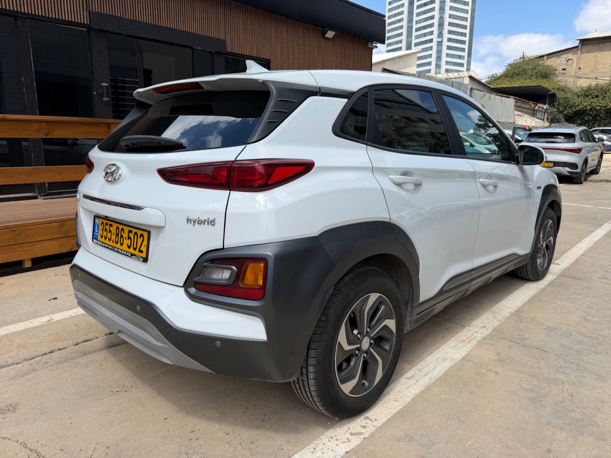 תמונה ממוזערת 4