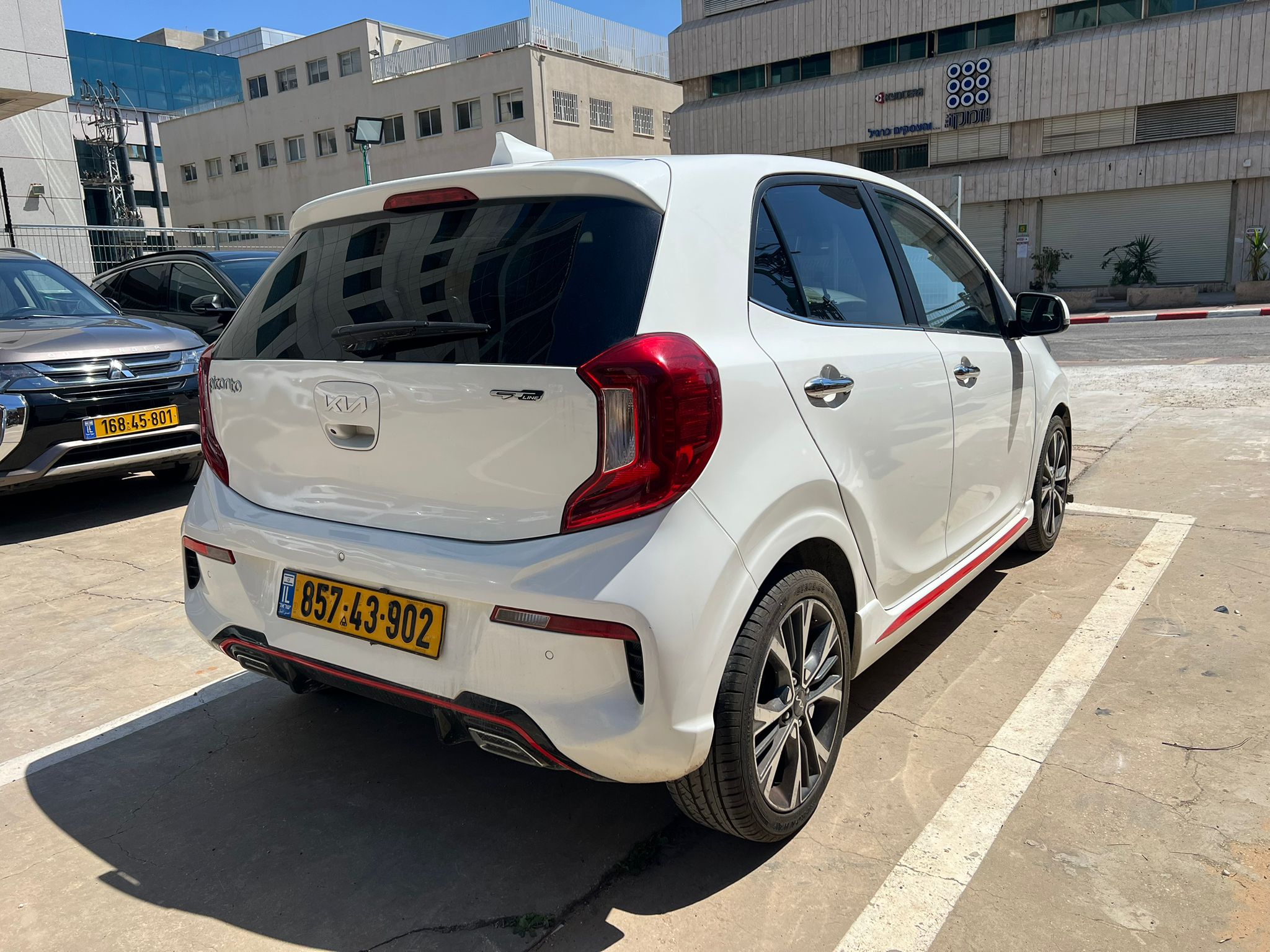 תמונה ממוזערת 5